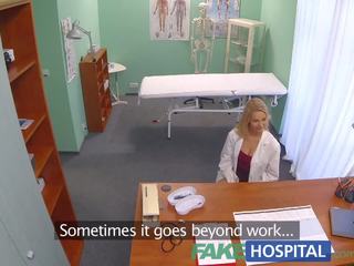 Fakehospital nowy pielęgniarka trwa podwójnie wytrysk z concupiscent doktor