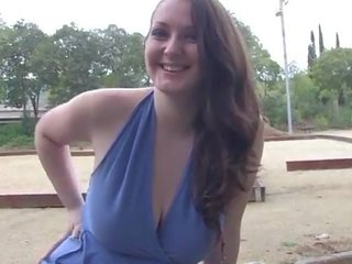 Pullea espanjalainen nainen päällä hänen ensimmäinen aikuinen video- video- esiintymiskoe - hotgirlscam69.com